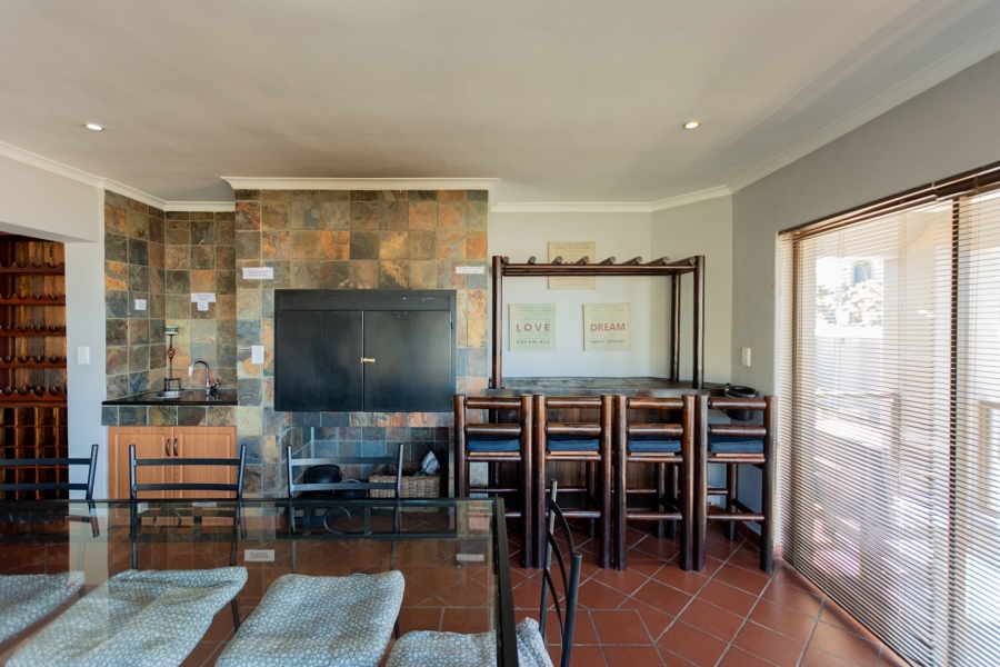 4 Bedroom Property for Sale in Britannia Bay Western Cape